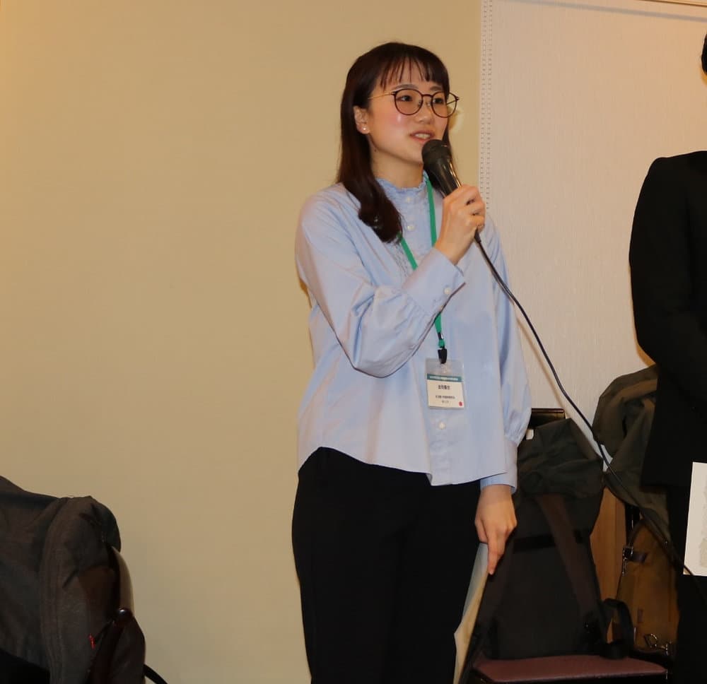 金岡さんが令和4年度生物物理学会中部支部会で最優秀発表賞を受賞しました。おめでとうございます！
